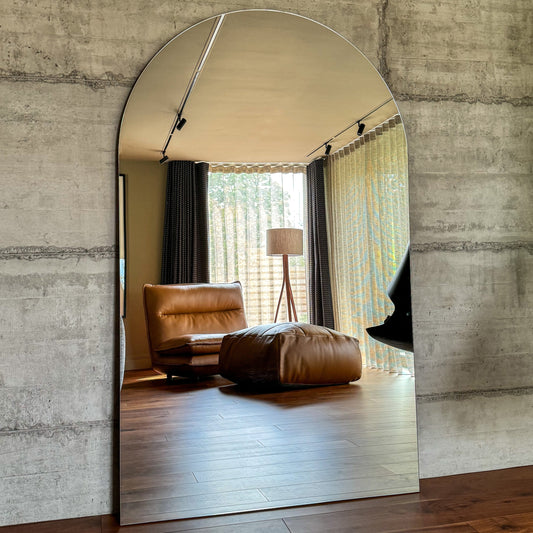 Espejo Edge – Espejo de cuerpo entero extra grande sin marco con diseño curvado (179 cm x 110 cm)