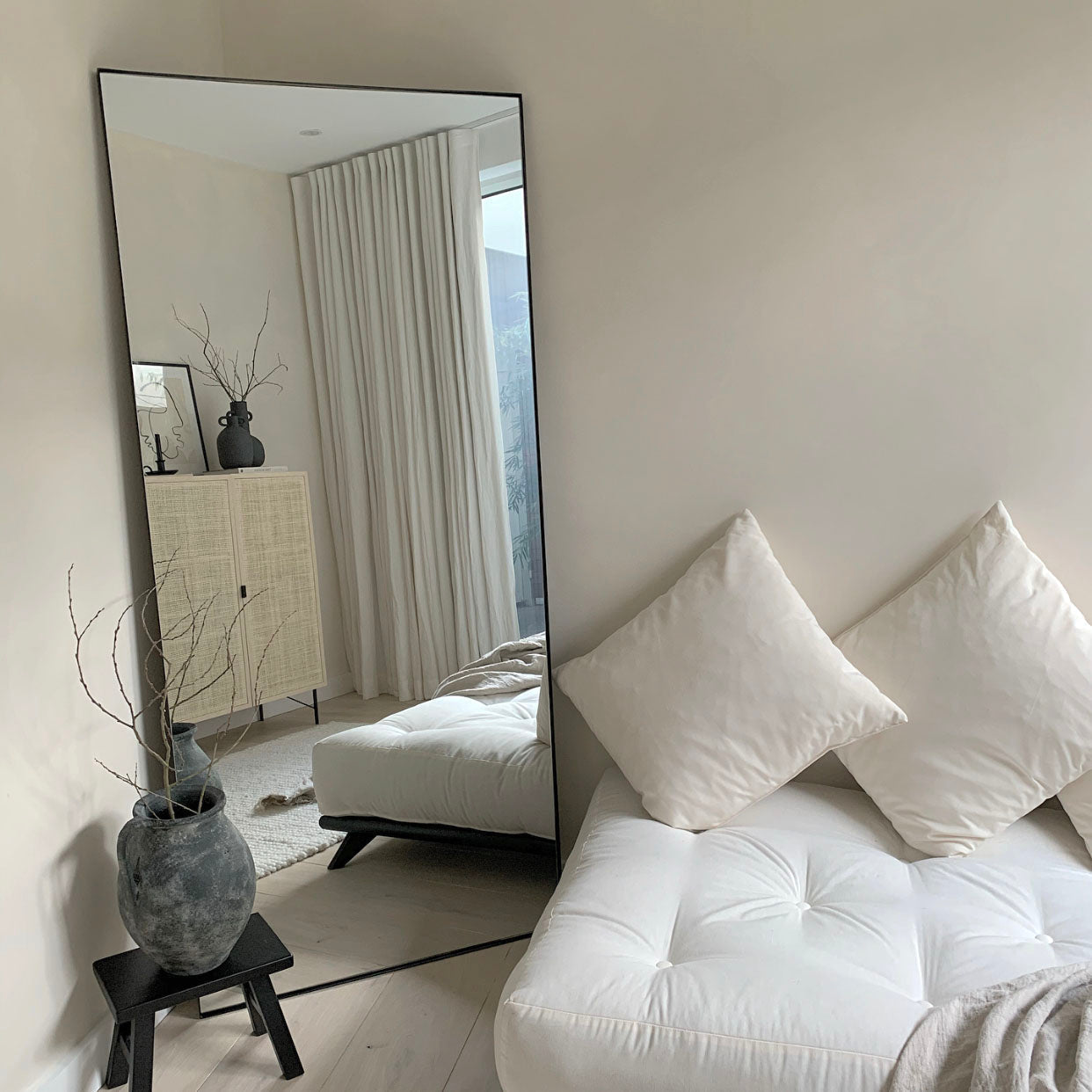 Espejo Theo - Espejo de Pared Rectangular Grande de Metal Negro 179cm x 80cm