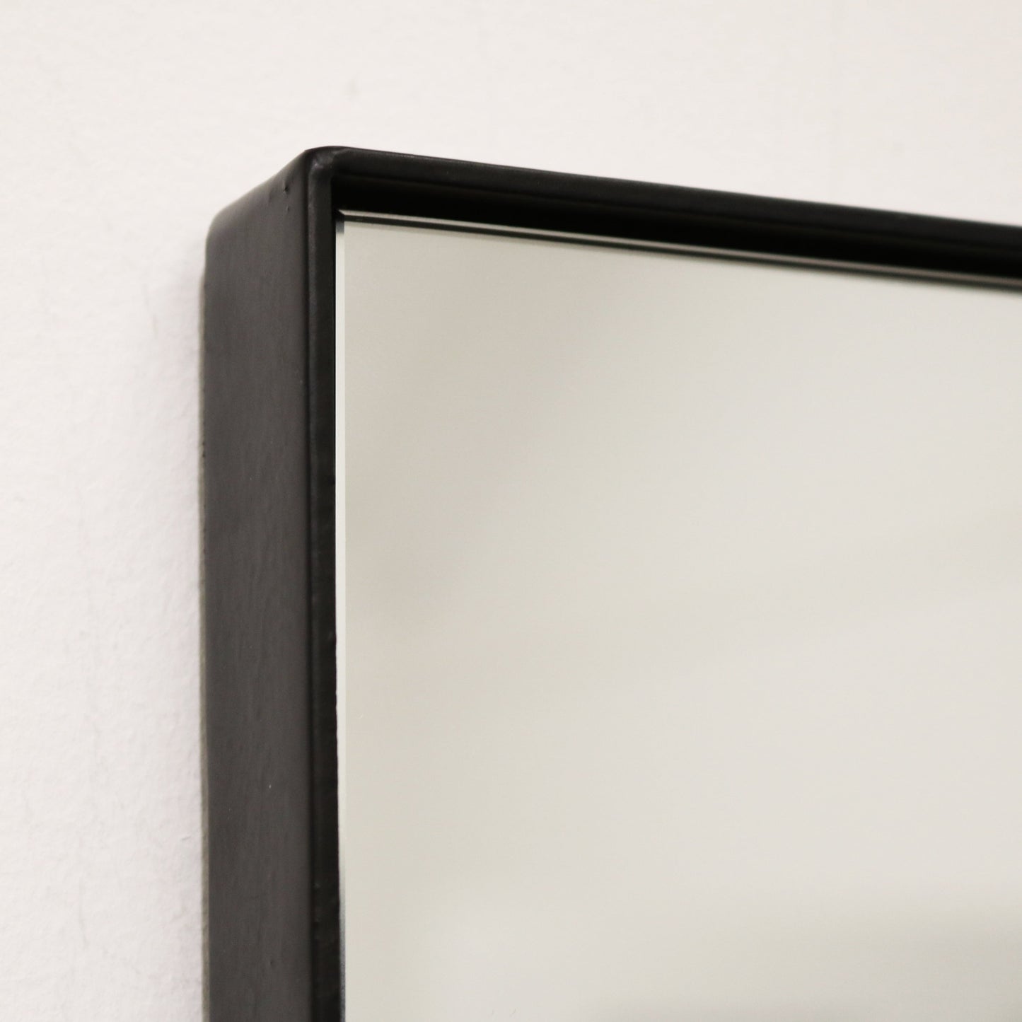 Espejo Theo - Espejo de Pared Rectangular Grande de Metal Negro 179cm x 80cm