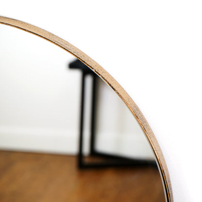 Espejo  Theo– Espejo de cuerpo entero curvado grande de metal dorado (160 cm x 50 cm)
